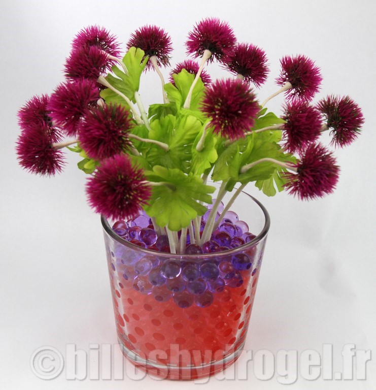 fleurs artificielles pompons et billes hydrogel rouge et violettes